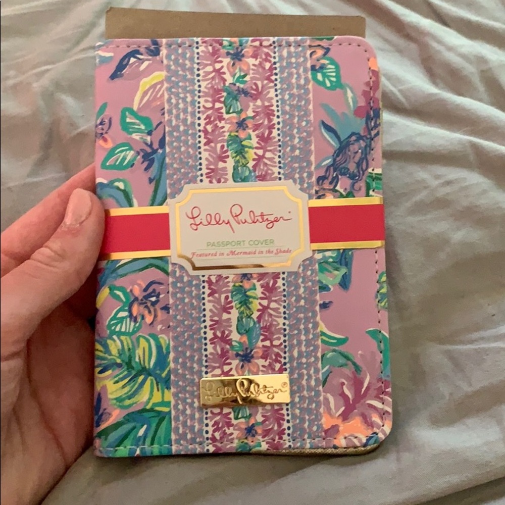 Lilly Pulitzer passport cover